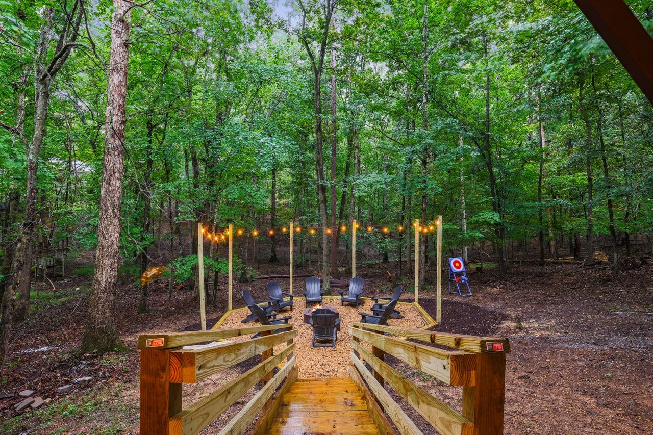 Backyard fire pit circle